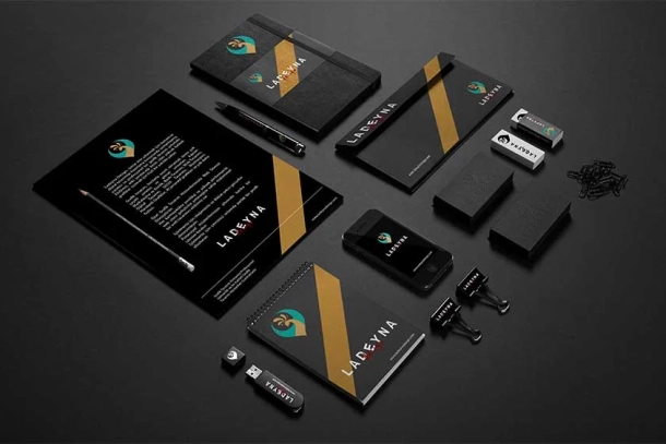 Kurumsal kimlik mockup: logo, kartvizit, antetli kağıt düzeni